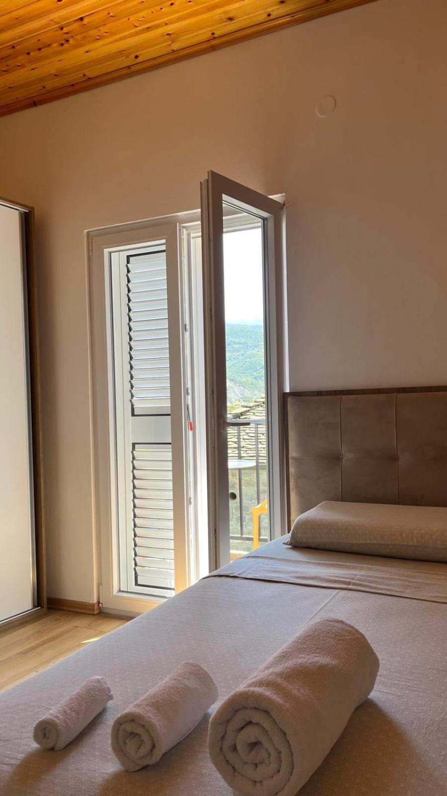 Villa Bujtina Lugina E Vjoses Përmet Exterior foto